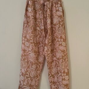 Roller Rabbit Tan Floral Cropped Pants